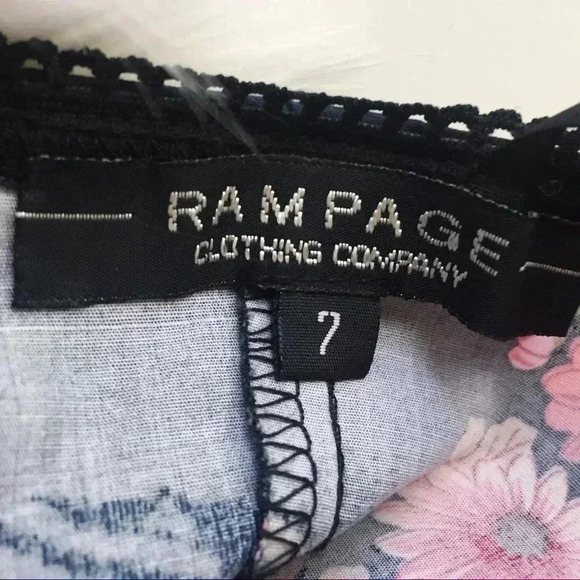 Rampage Strapless Floral Dress - Picture 4 of 6